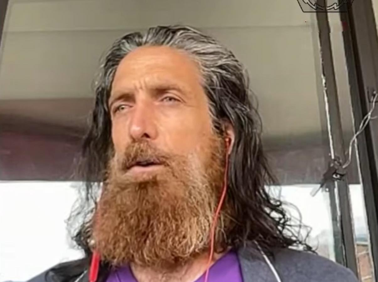 Un argentino pasó un año en El Helicoide, dormía esposado