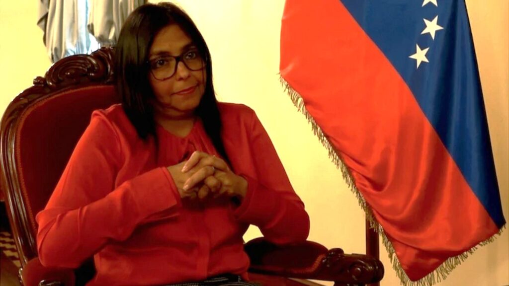 canciller de rojo